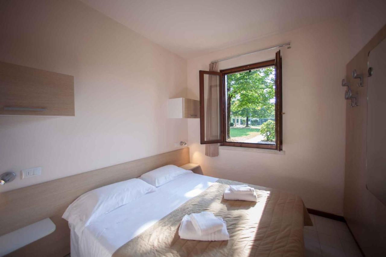 Holiday Homes In Sirmione/Gardasee 22174 Екстериор снимка