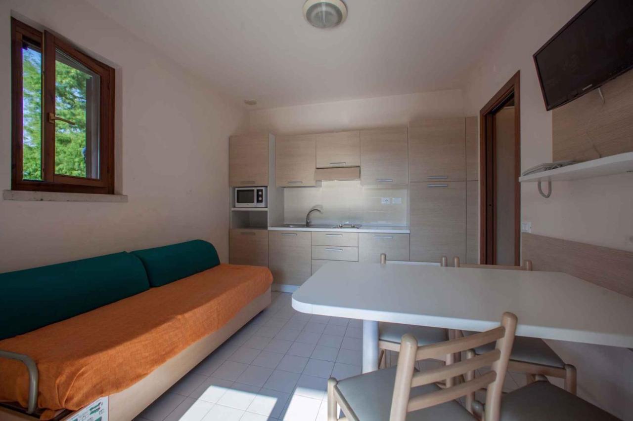 Holiday Homes In Sirmione/Gardasee 22174 Екстериор снимка