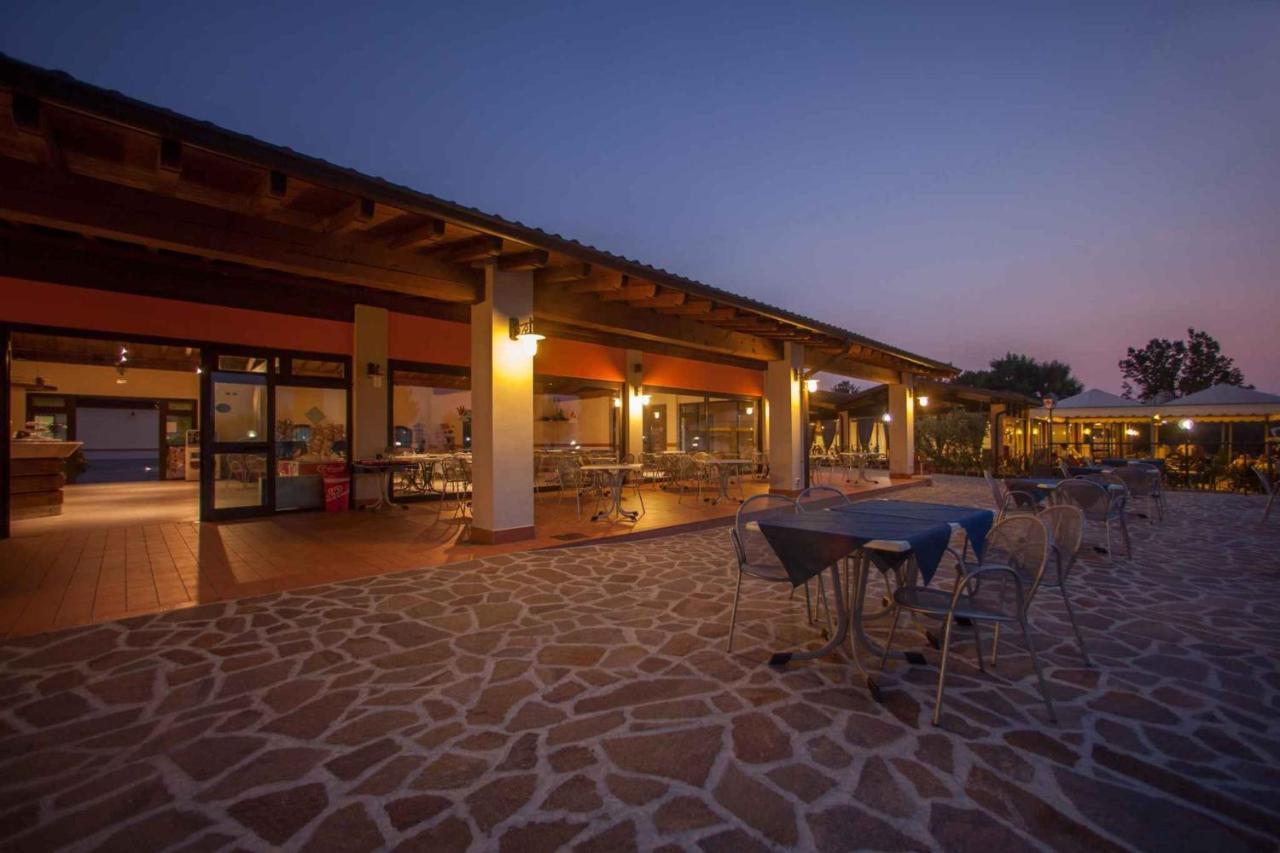 Holiday Homes In Sirmione/Gardasee 22174 Екстериор снимка